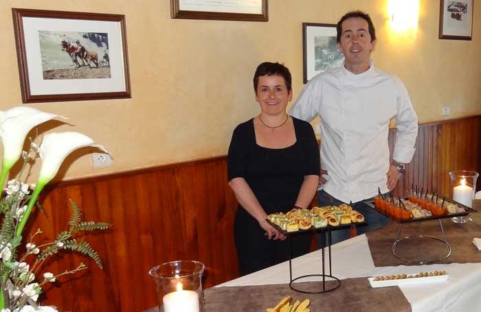 restaurant cuisine traditionnelle savoyarde, repas midi et soir ouvert toute l'année au petit bornand les glières