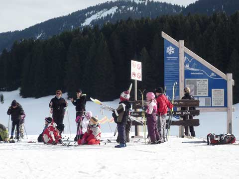 initiation au ski de font plateau des Glières